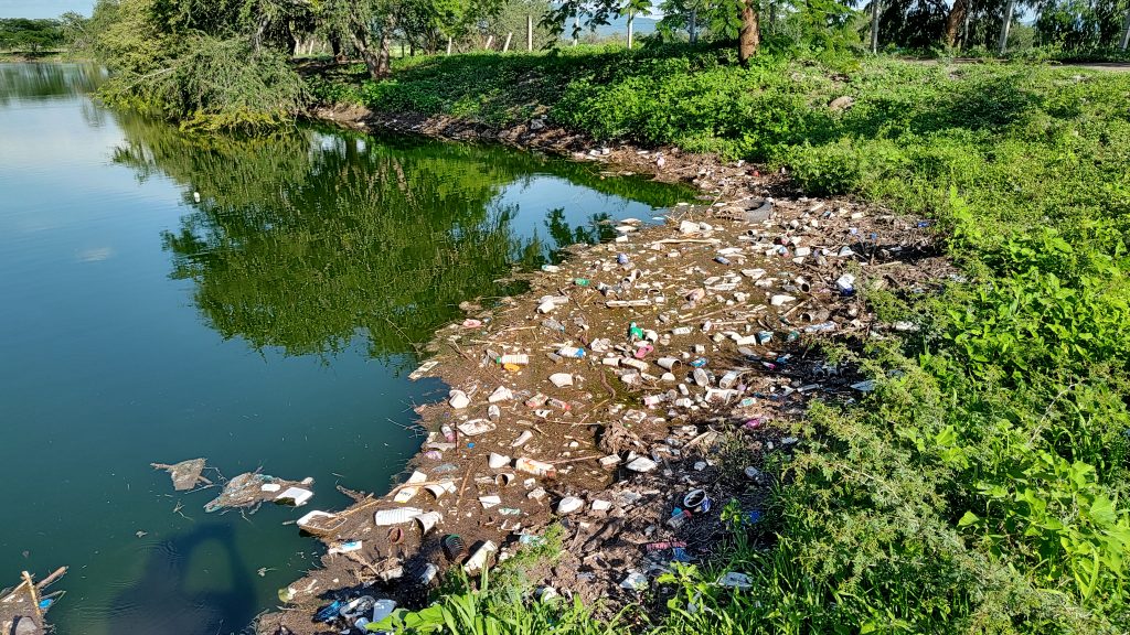 Preocupa la Contaminación en Cuerpos de Agua