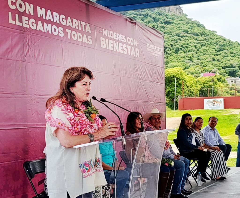 Respaldan Mujeres de Tlaya a Margarita