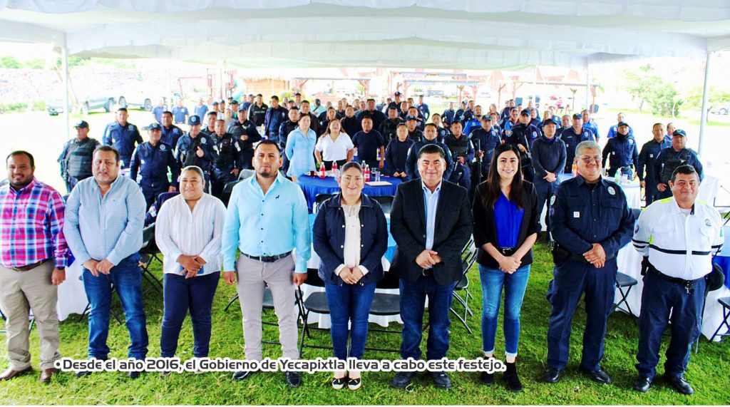 Celebró Gallo Día del Policía