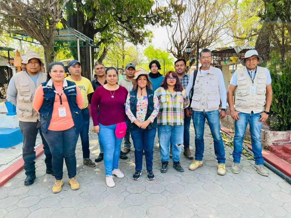 Jornada de Descacharrización de lucha en contra el Dengue en Panteones