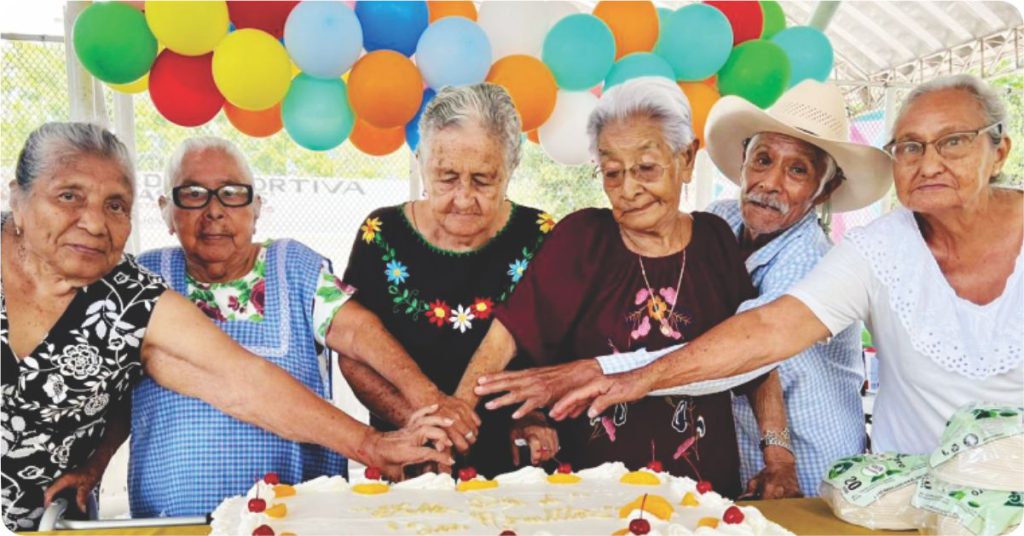 Festejaron a los Abuelitos de Jona