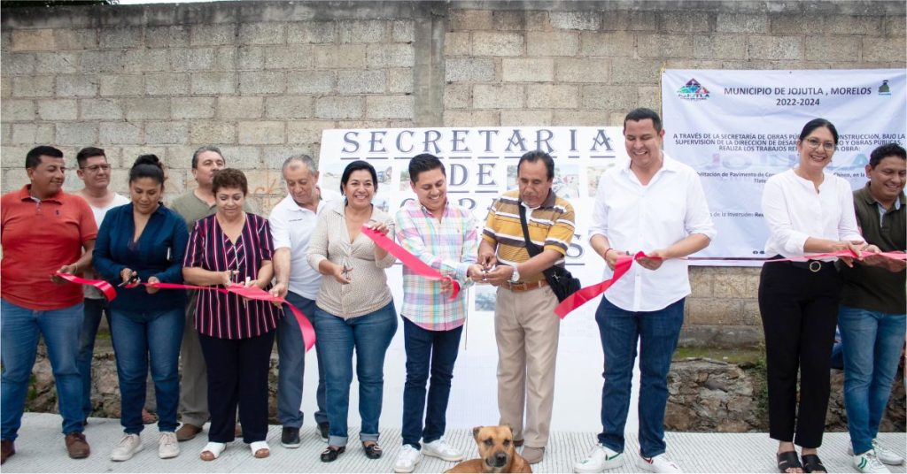 Entregó Alan Martínez dos Obras en Tlatenchi