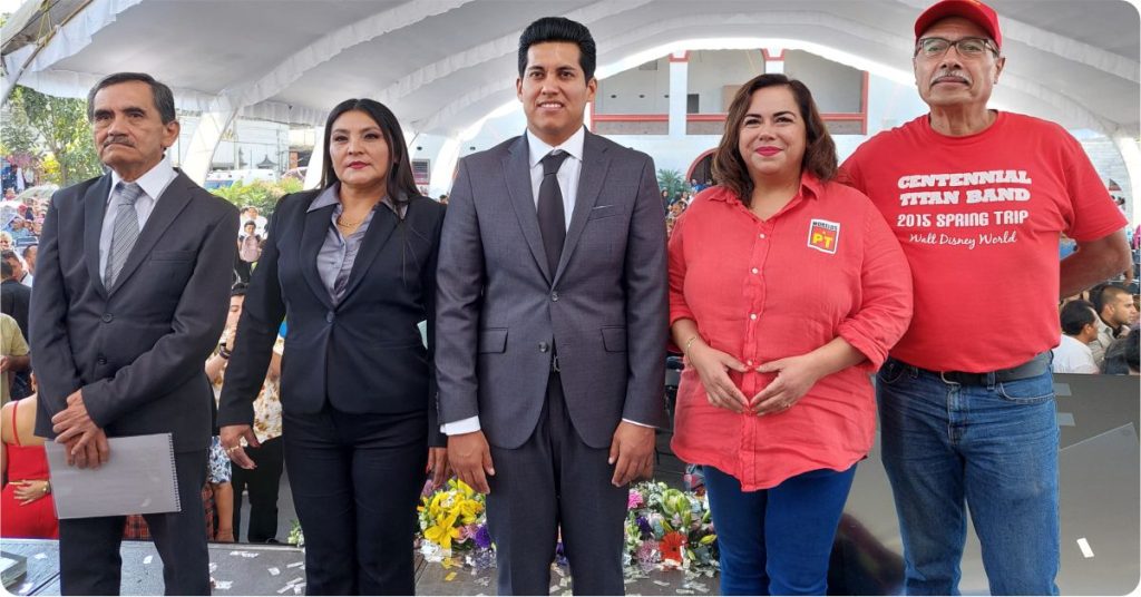 Tania Valentina Rodríguez Felicita a Regidores