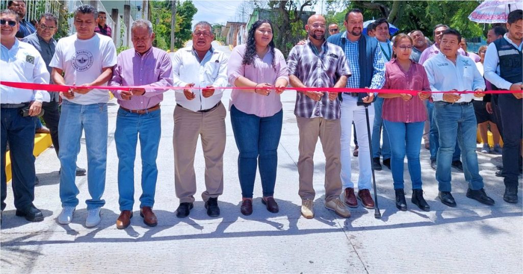 Entrega de Obra de Pavimentación en El Hospital