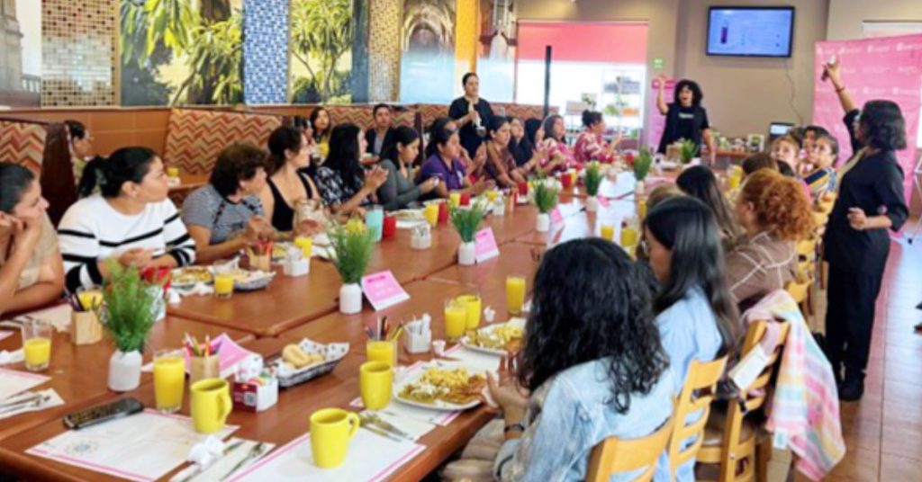 Ofreció Liverpool-Cuautla Agradable Desayuno