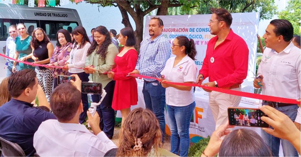 Inauguró Diana Corona Consultorios Especializados