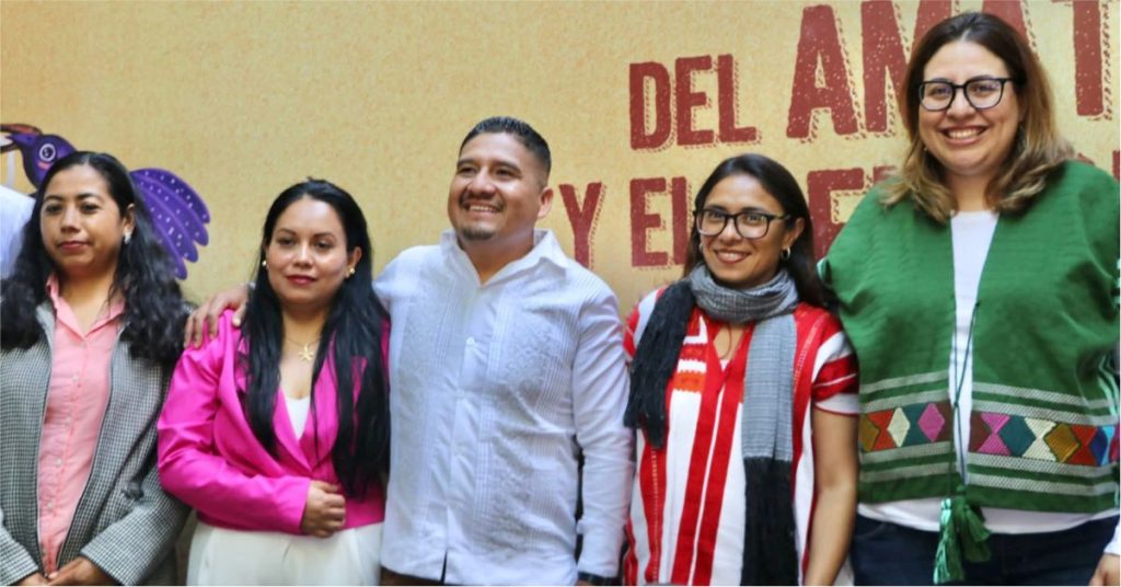 Zacualpan Sede del Encuentro Del Amate y el Cenzontle