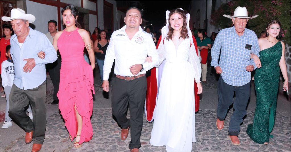 Zacualpan de Amilpas Conmemoró el 215 Aniversario de Independencia de México