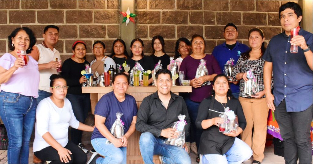 Clausuran Curso de Coctelería en Chalcatzingo