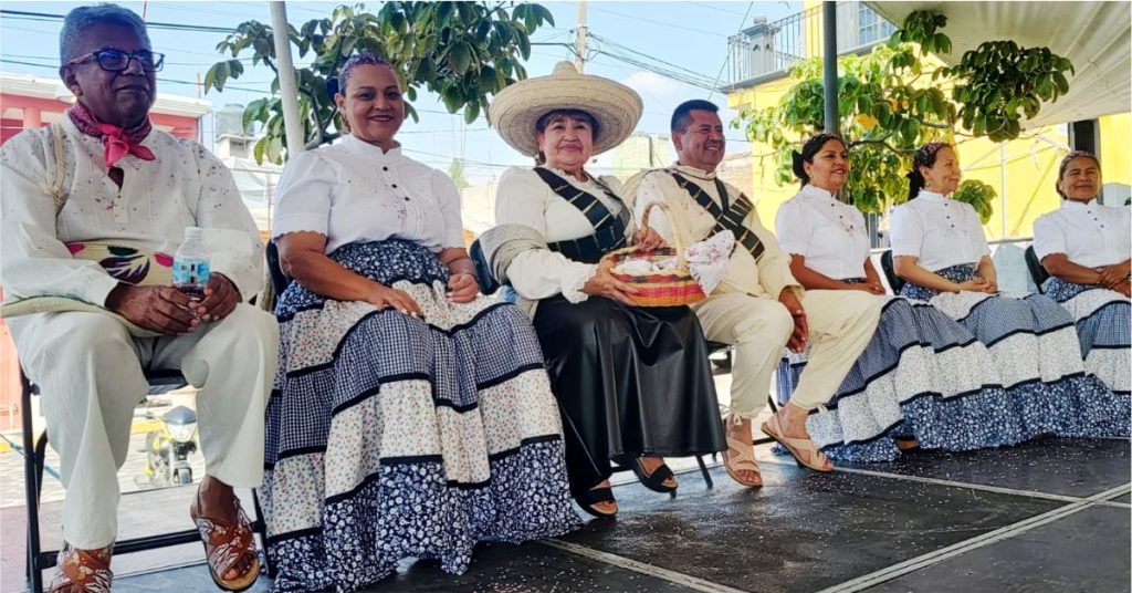 Colorido Desfile en Atlatlahucan por Aniversario de la Revolución Mexicana