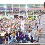 Festejaron Viridiana y “Gallo” a Niños y Madres en Todas las Comunidades