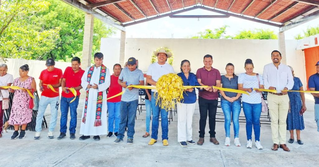 Entregó Techumbre Ángel Domínguez en San Antonio la Esperanza