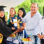 Felicitó Vélez a Graduados del COBAEM 07