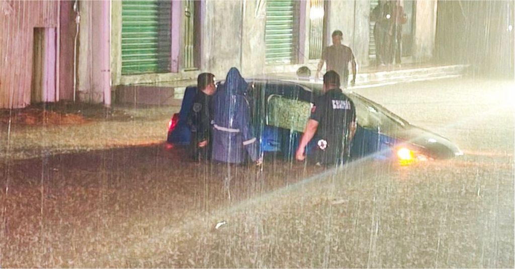 Causaron Lluvias Desbordamientos e Inundaciones en Tepalcingo